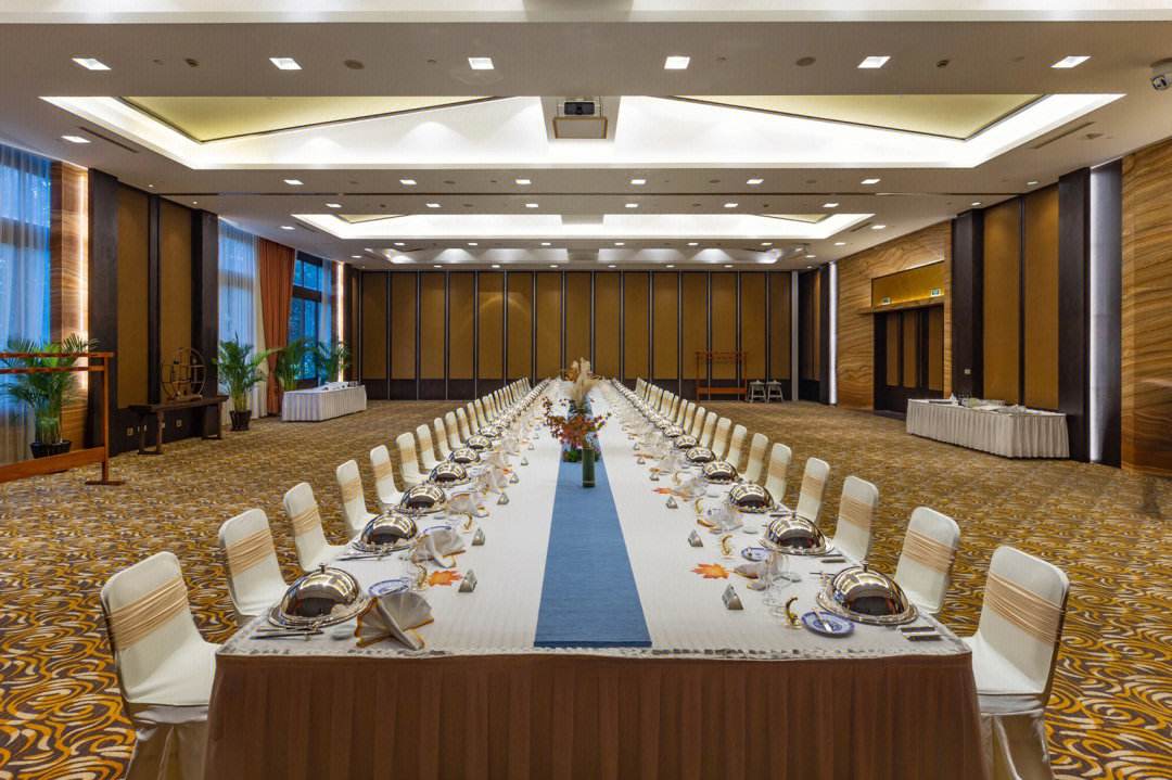 御水溫泉度假酒店 專業(yè)會務(wù)，盡在山水之間